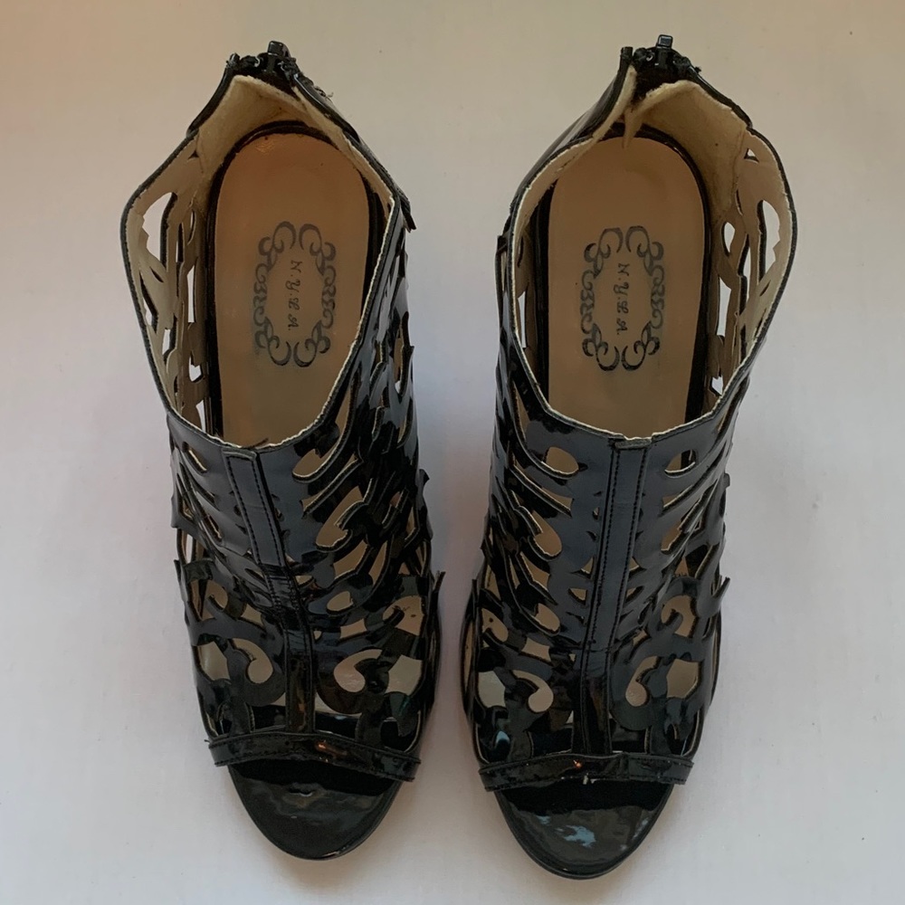 N.Y.L.A. Black heels - Picture 3 of 6
